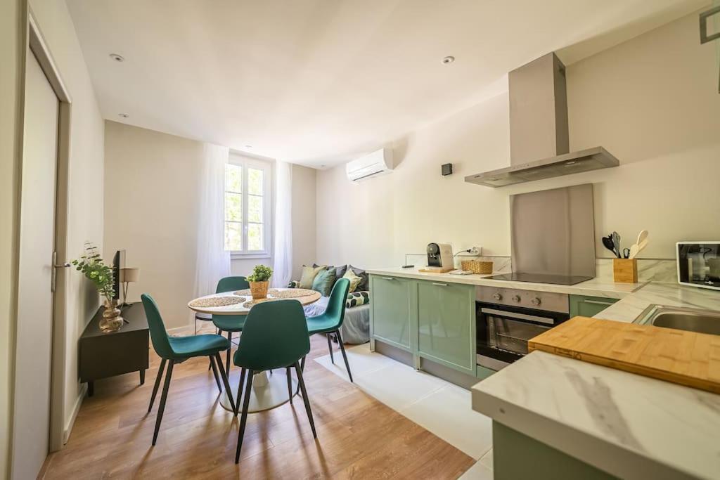 Le Pearl Appartement De Charme En Bord Riviere Collobrières Eksteriør billede